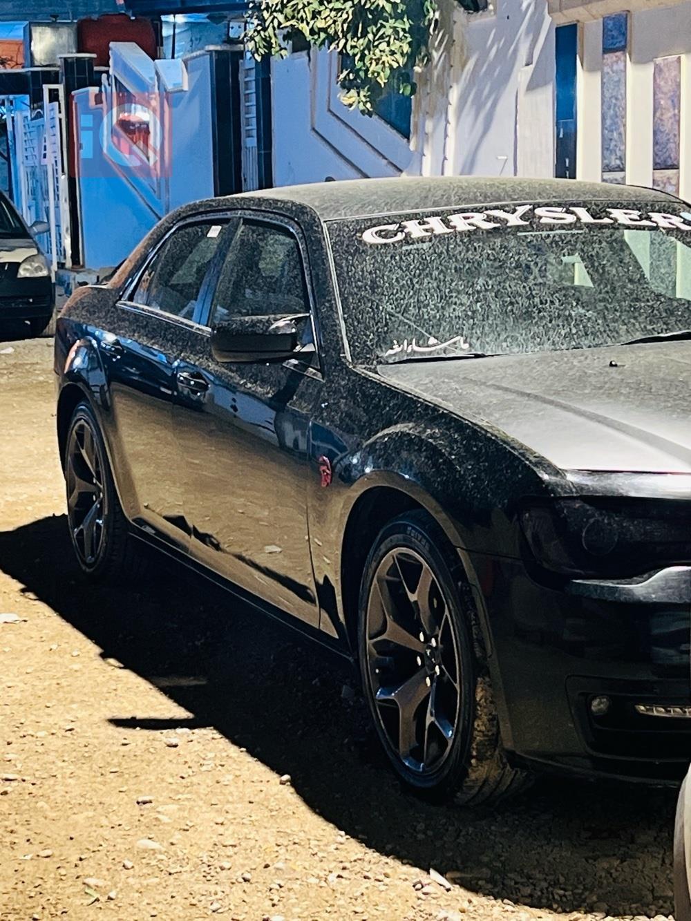 کرایسلەر 300